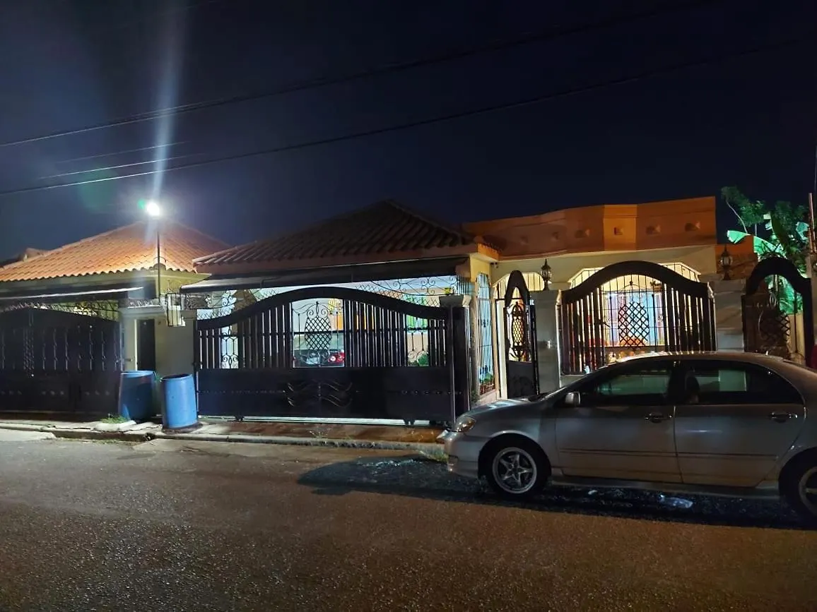 Hermosa Casa Urbanizacion Jardines Del Norte Santiago De Los Caballeros Dominican Republic
